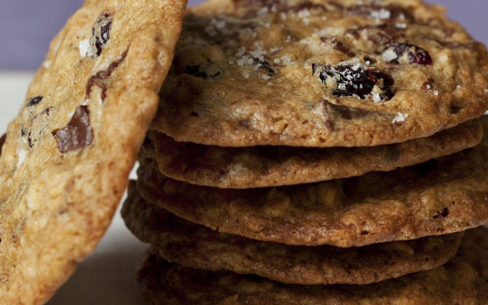 Chocolate Oatmeal Chunk Cookies